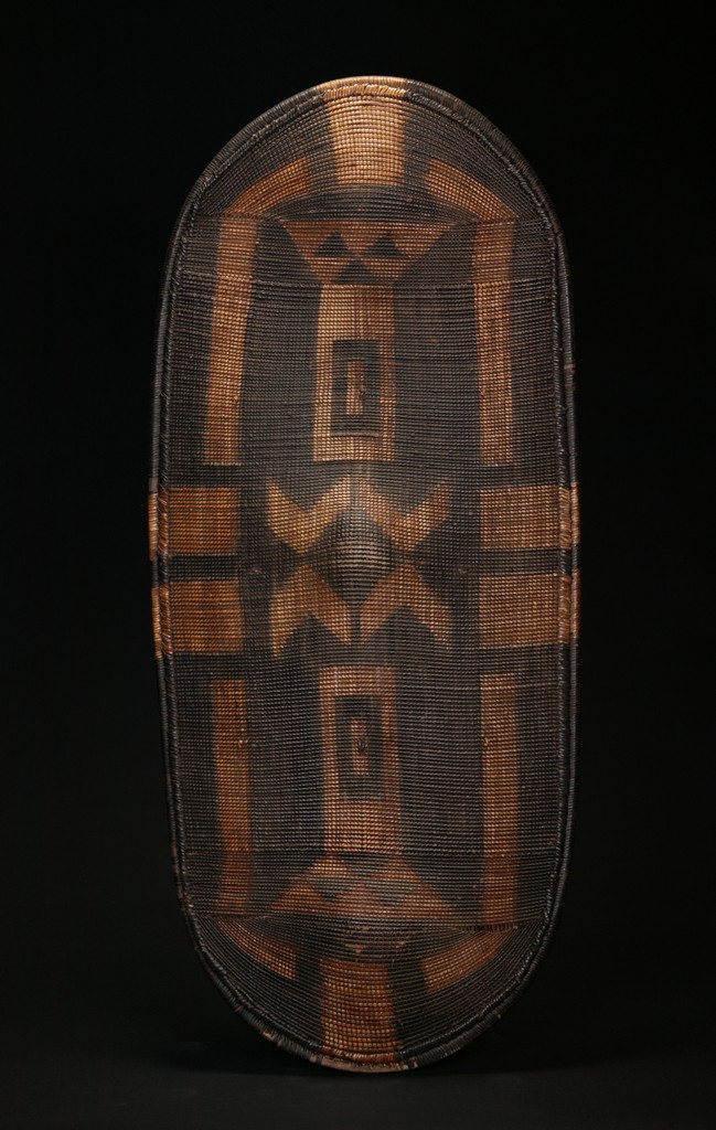 AF525: Azande War Shield